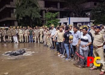One dead, cop injured as mob hurls stones over anti-encroachment drive in Junagadh