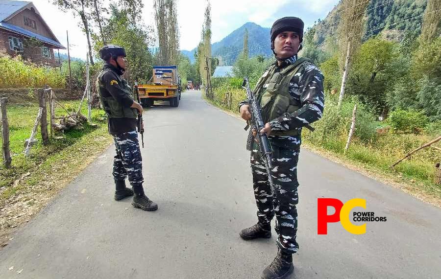 Encounter breaks out between terrorists, security forces in Kulgam; 2 terrorists trapped