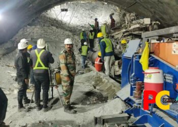Uttarkashi tunnel collapse: 6-inch-wide pipe reaches workers, special food to be sent