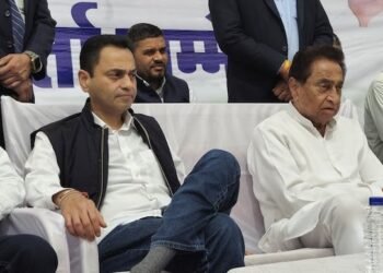 Kamal Nath and Nakul Nath may join BJP: Sources