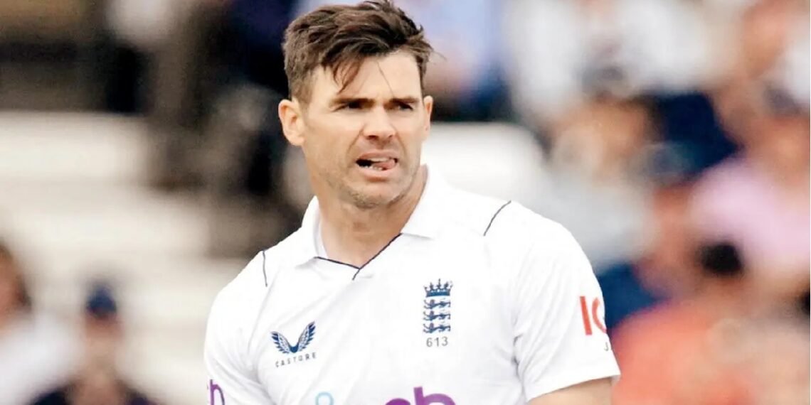 James Anderson becomes the first pacer in Test history to reach 700 wickets; Sachin Tendulkar and Harsha Bhogle pay tribute