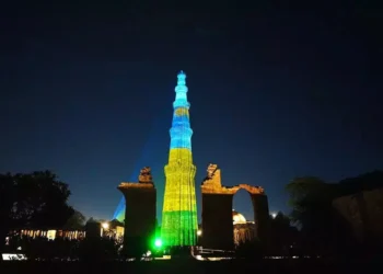 Indian Government Illuminates Qutb Minar with Rwandan Flag Colors in Remembrance of 1994 Genocide - Power Corridors