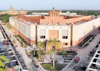 3 held for trying to enter Parliament with forged Aadhaar Cards