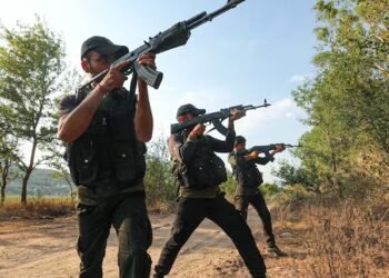 2 terrorists killed in encounter in Baramulla