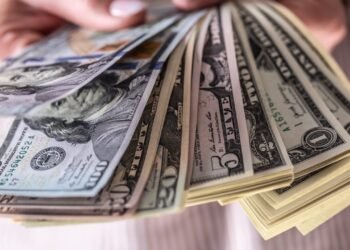 World’s richest 1% became richer by $42 trillion in past decade: Oxfam