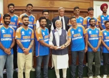 PM Modi meets World Cup winning Team India; urges them to go on a title-winning spree