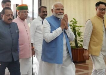 PM Modi chairs NDA’s parliamentary meeting; says ‘Don’t behave like Rahul’