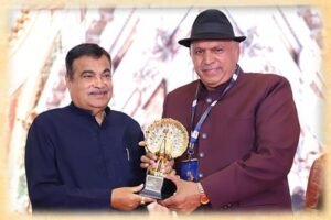 Satpal Singh received Indian Achievers Award 