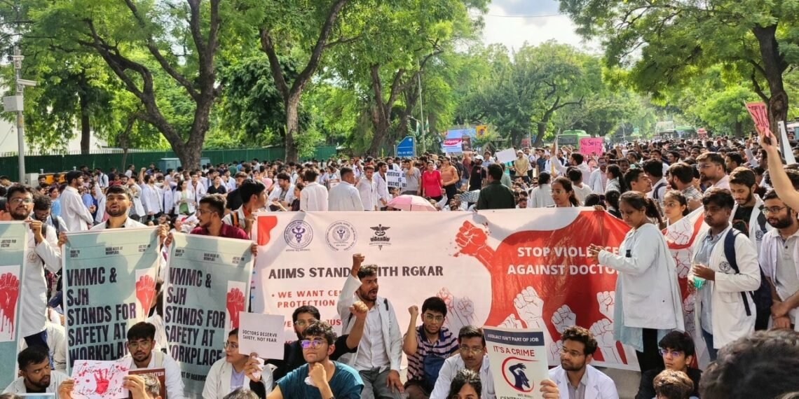 Delhi AIIMS resident doctors call off strike following Supreme Court order