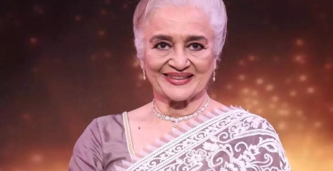 Asha Parekh honored with prestigious Raj Kapoor Lifetime Achievement Award