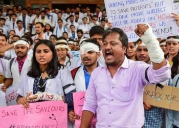 Nationwide strike by Indian doctors continues over Kolkata rape-murder