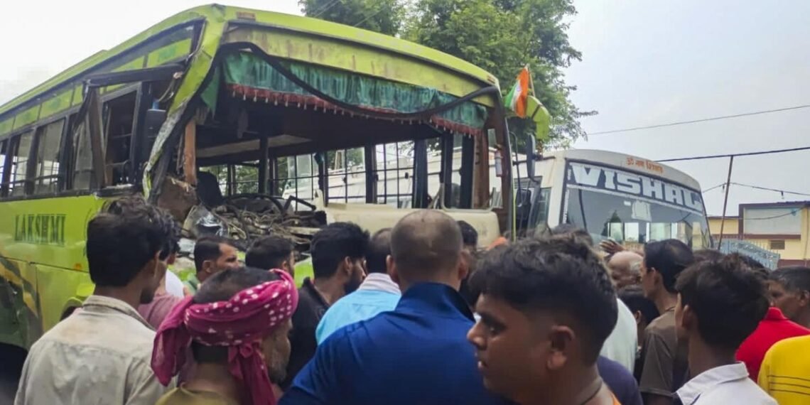 10 die, 20 injured in bus-tempo collision in UP’s Bulandshahr