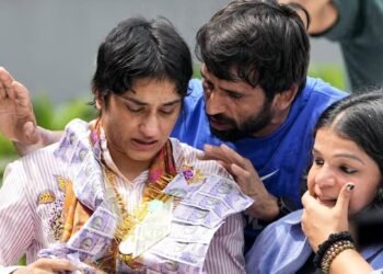 Vinesh Phogat gets emotional as she receives hero’s welcome in Delhi