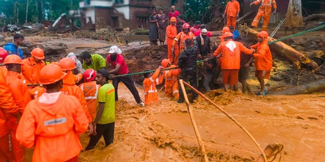 Wayanad landslides: Death toll rises to 308; Rahul-Priyanka to discuss relief work