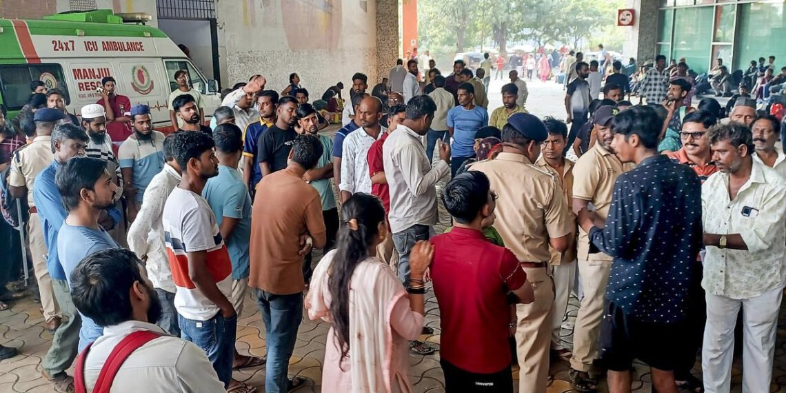 9 Injured after Stampede at Bandra Teminus in Mumbai