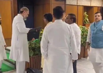 Opposition walks out of JPC on Waqf bill after scuffle with BJP