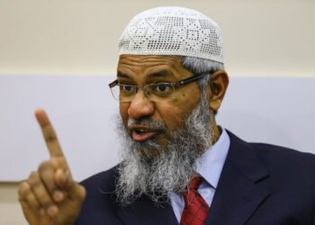 ‘Zakir Naik is India’s worst….’: Pakistani Journalist Slams Controversial Preacher