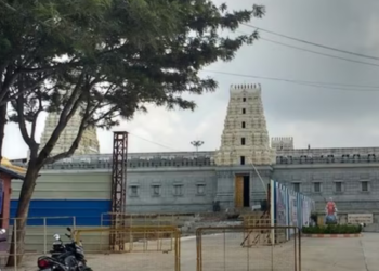 tension erupts in karnataka village as dalits enter historic temple