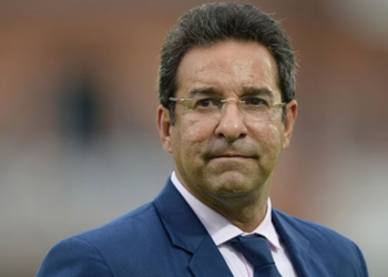 Wasim Akram Abused by a Fan During IND vs AUS Test in Perth