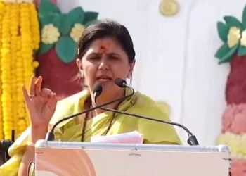 After Ajit Pawar, Pankaja Munde rejects` Batenge to Katenge’ chant