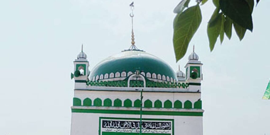 SC halts survey proceedings of Sambhal Jama Masjid