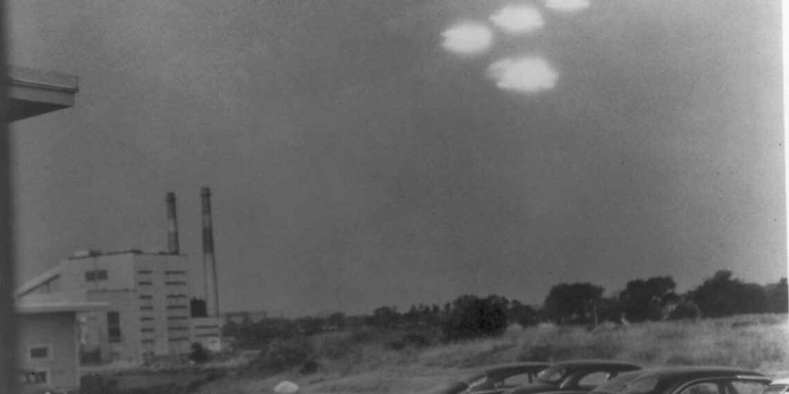 Glow in New Jersey sky revives debate: Are we alone in the Cosmos?