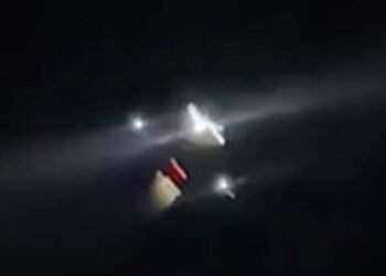 White House tight-lipped, FBI evasive, experts speculate about New Jersey drones