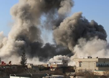 Assad regime on the brink as Syrian rebels close in