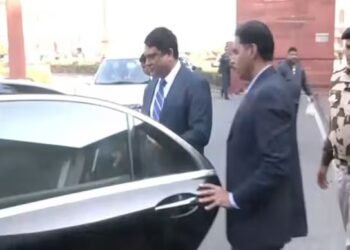 India summons top Bangladesh envoy amid rising diplomatic tensions