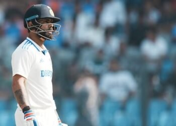 Highly anticipated return for Virat Kohli ends in disappointment; crows exit stadium