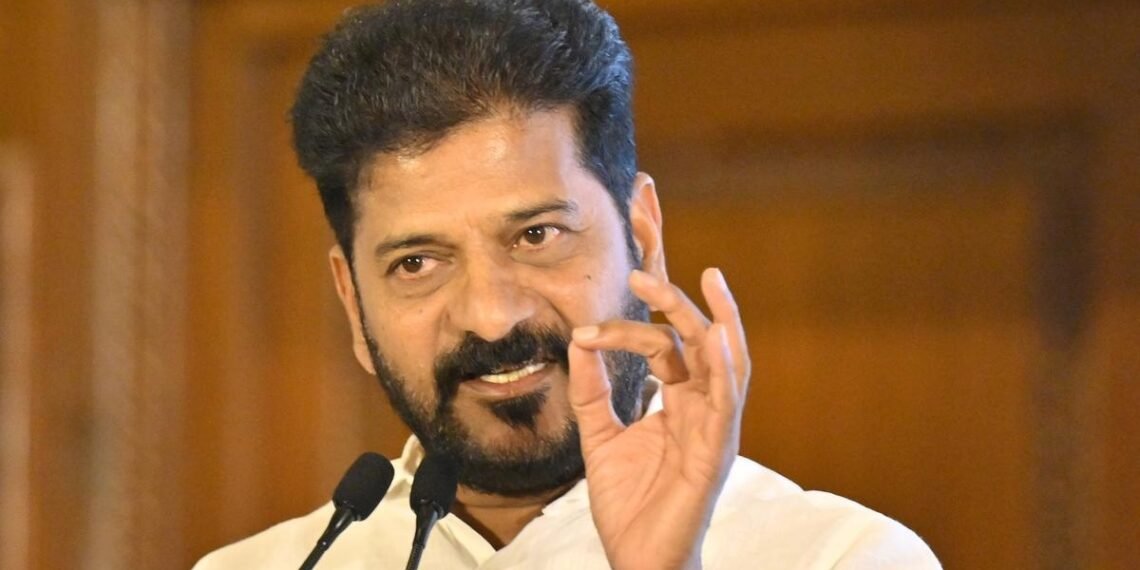 Delhi Assembly Polls: Congress promises LPG cylinders for 500, 300 units free electricity