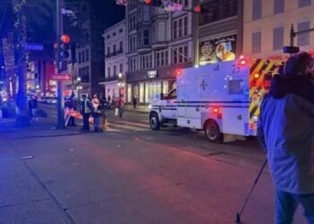 10 dead, 30 injured as car rams into a car in New Orleans