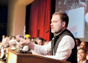 At the risk of INDIA block unity, Rahul slams Kejriwal