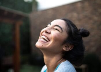 Life is happy when you laugh