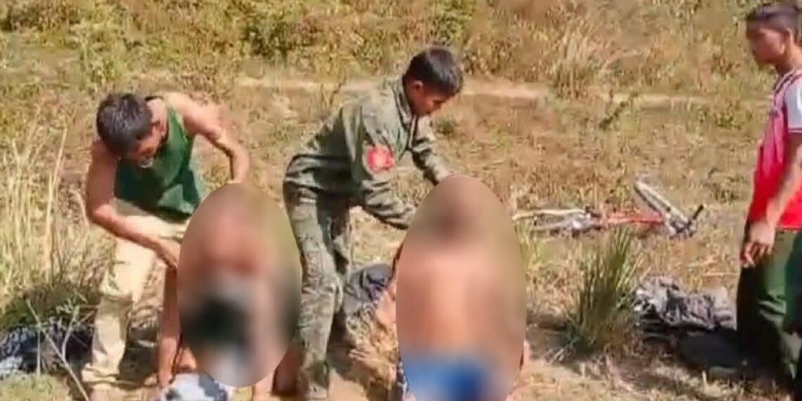Video Shows Arakan Army Slitting the Throats of Two Captives