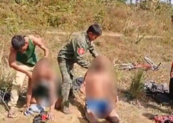 Video Shows Arakan Army Slitting the Throats of Two Captives