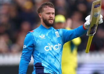 Champions Trophy: Ben Duckett’s 165 help England post 351/8 against Aussies