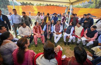 Delhi CM Announcement: BJP likely to pick a woman as Chief minister; MLAs to meet at 7 pm