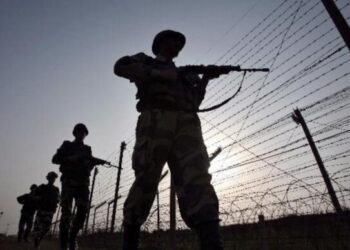 Pak violates ceasefire along LOC; suffers heavy casualties