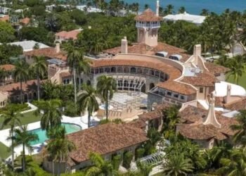 Three planes breach airspace over Trump’s Florida resort