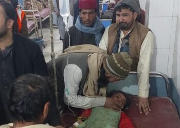 9 killed in two suicide bombings at Pakistan military compound