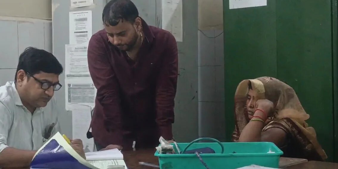 Aligarh woman who fled with future son-in-law returns home only to stay together