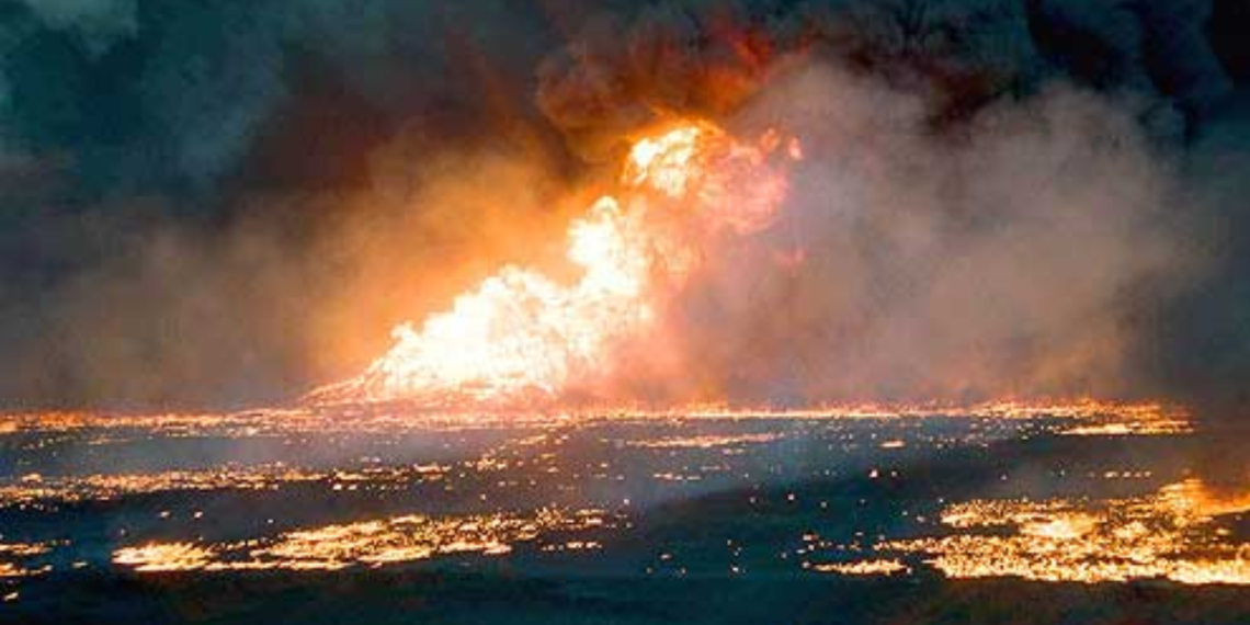 India Launches A Massive Attack On Karachi Port!