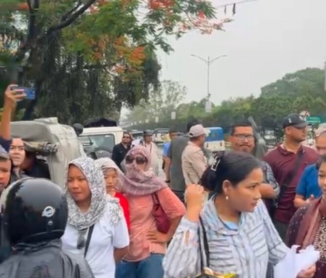 Manipur Journalists Protest Army’s Gag on State Identity