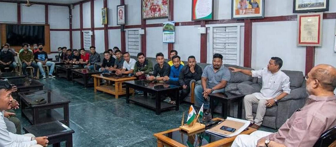 Biren singh, Sanajaoba with Arambai tenggol cadres