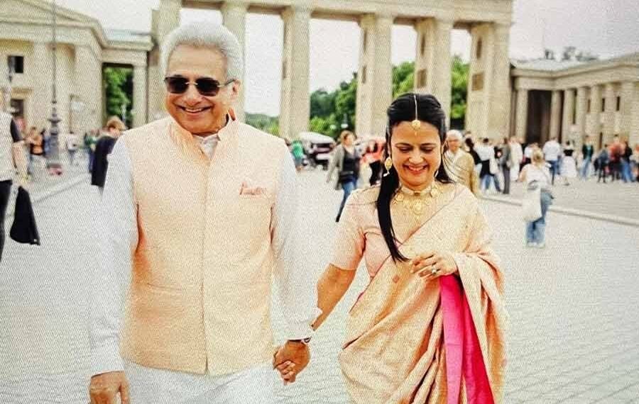 Mohua, Pinaki Mishrta wedding