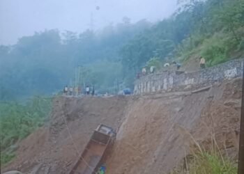 NH-2 caves in near Kohima