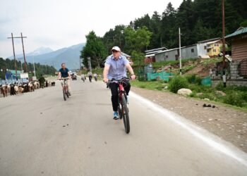 Omar Abdullah-Led J&K Government Faces Critical Test as Cabinet Sub-Committee Report on Reservation Policy Set to Be Tabled