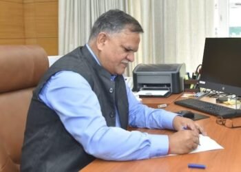 IAS Officer Manoj Kumar Singh