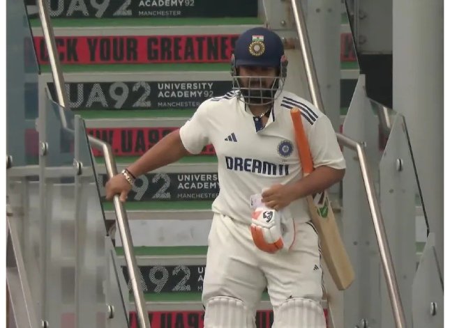 India vs England Live: Pant comes out to bat